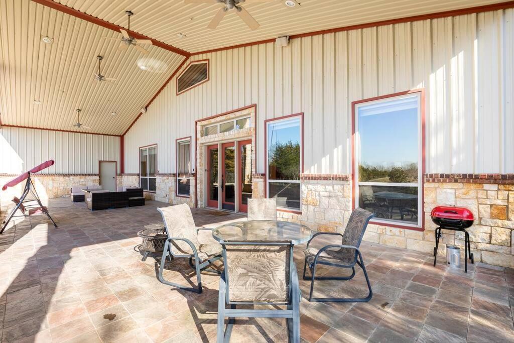 Texas Ranch House With 5 Bedroom And Fish Pond Dallas Luaran gambar