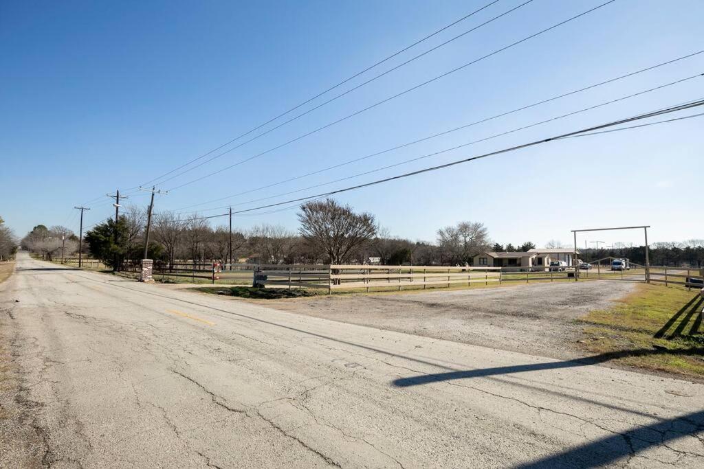 Texas Ranch House With 5 Bedroom And Fish Pond Dallas Luaran gambar