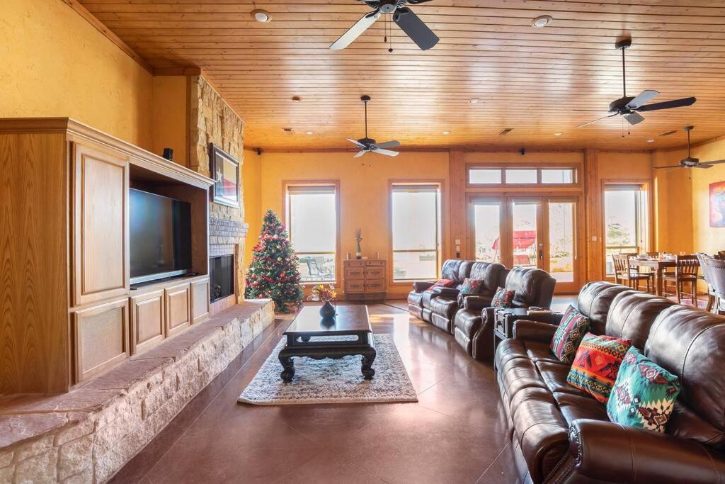 Texas Ranch House With 5 Bedroom And Fish Pond Dallas Luaran gambar